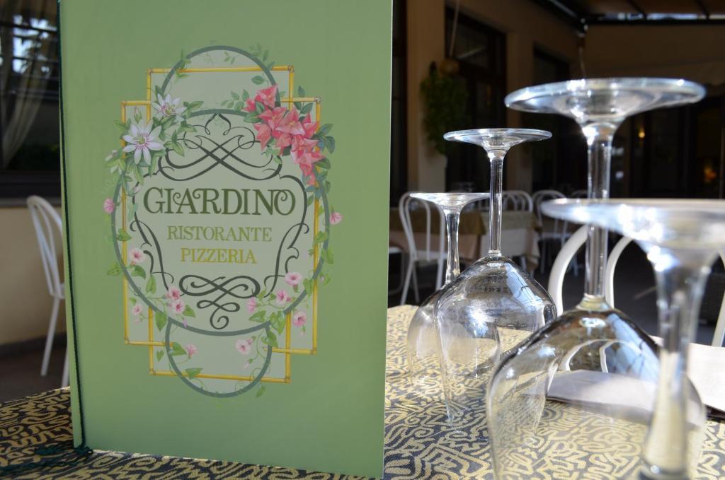 Albergo Giardino チェルノッビオ エクステリア 写真