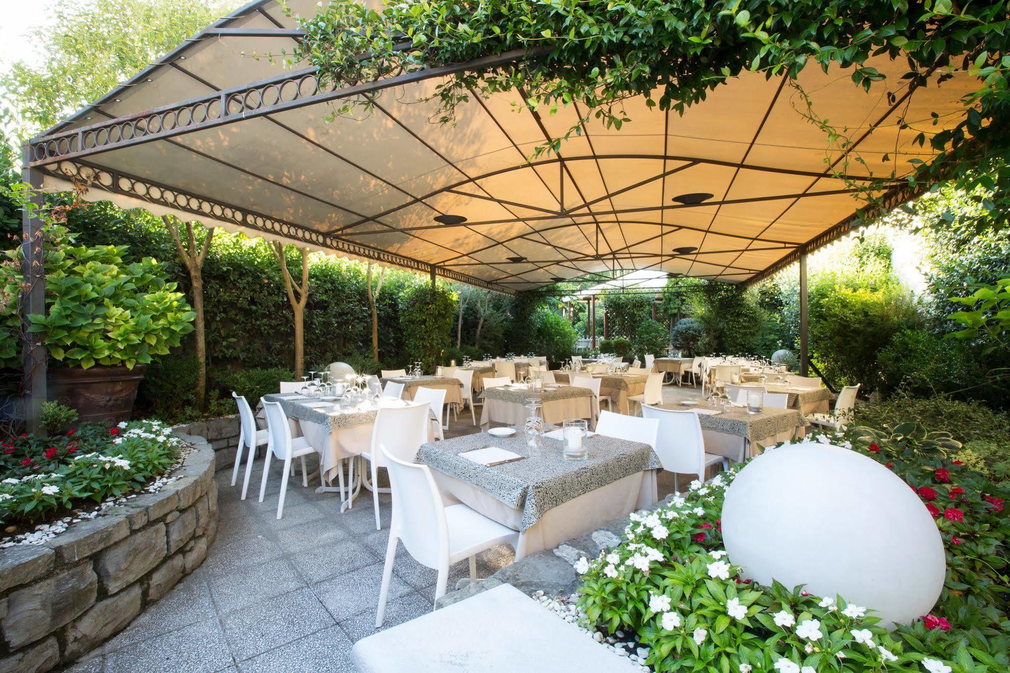 Albergo Giardino チェルノッビオ エクステリア 写真